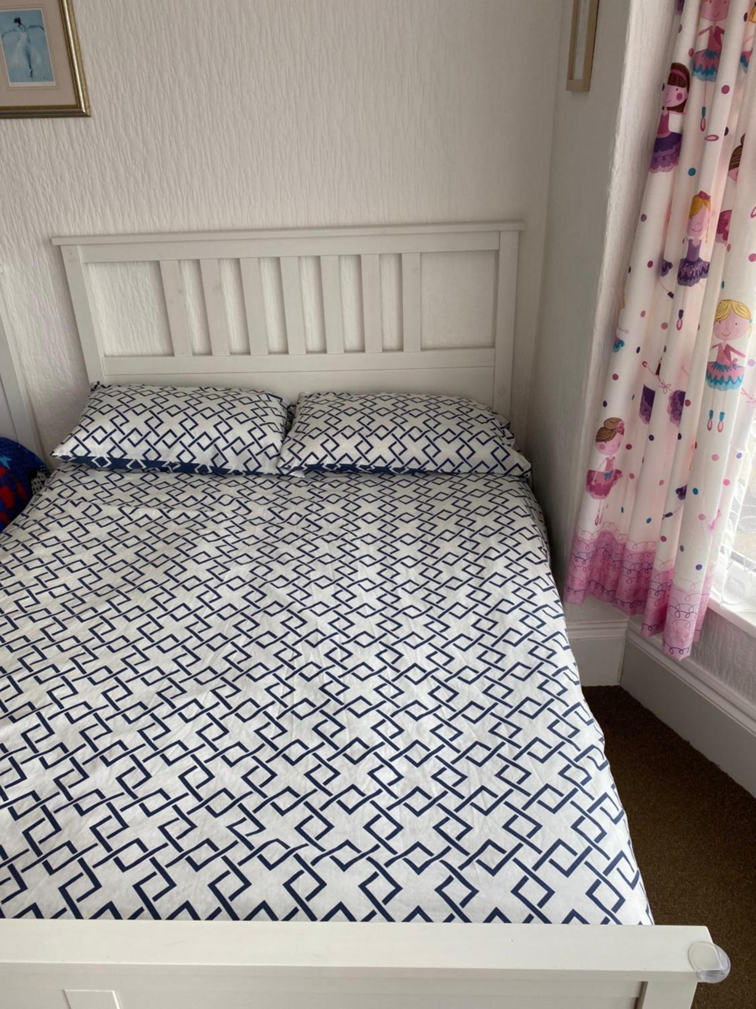Barbie House ,Opposite The Beach & Paignton Pier , 2 Bedroom Apartment With Private Car Space & Garden , Free Access Next Door To The Stunning Ballet & Make Up School & A Beautiful Ladys Beauty Salon (Adults Only) Eksteriør bilde